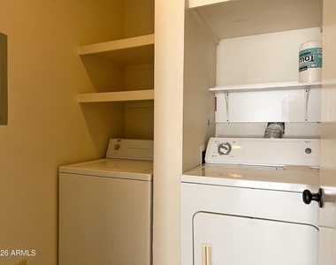 540 N May Street - Photo Thumbnail 15