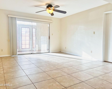 540 N May Street - Photo Thumbnail 2