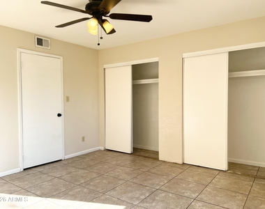 540 N May Street - Photo Thumbnail 13