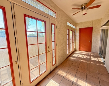 540 N May Street - Photo Thumbnail 17