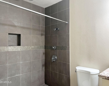 540 N May Street - Photo Thumbnail 10