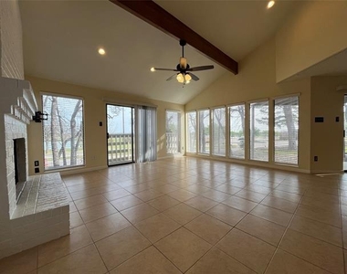 117 Summit Cove - Photo Thumbnail 6