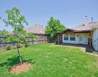 1207 Cedar Springs Drive - Photo Thumbnail 26
