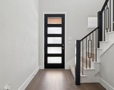 3022 Corvara Drive - Photo Thumbnail 4