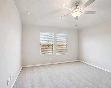 3029 Texoma Boulevard - Photo Thumbnail 16