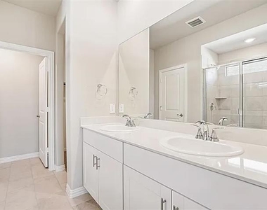 3029 Texoma Boulevard - Photo Thumbnail 7