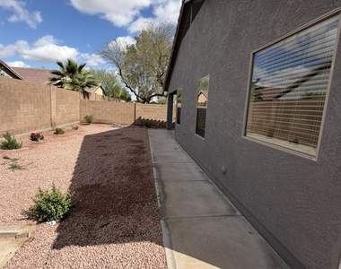352 W Gascon Road - Photo Thumbnail 15