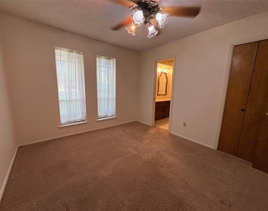 104 Charles Street - Photo Thumbnail 21