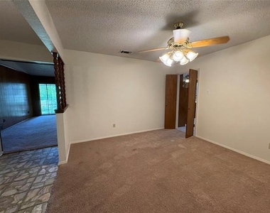 104 Charles Street - Photo Thumbnail 5