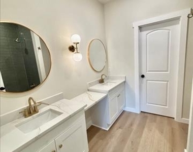 1031 W Coffin - Photo Thumbnail 15