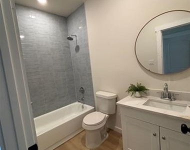 1031 W Coffin - Photo Thumbnail 12