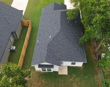 1031 W Coffin - Photo Thumbnail 4
