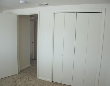 3520 Sunnydale Lane - Photo Thumbnail 9