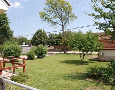 3520 Sunnydale Lane - Photo Thumbnail 16