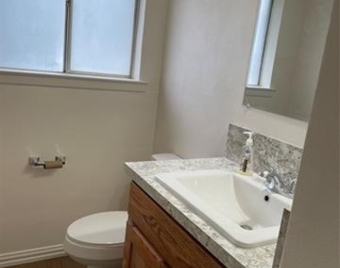 3520 Sunnydale Lane - Photo Thumbnail 14