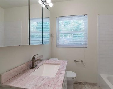 4023 Park Lane - Photo Thumbnail 20