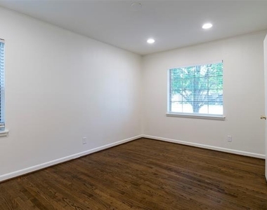 4023 Park Lane - Photo Thumbnail 19