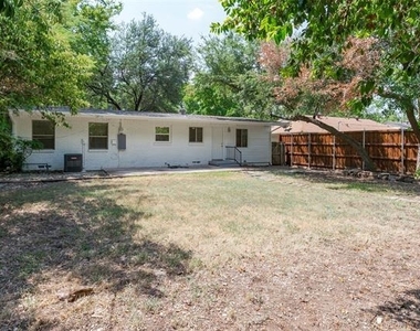 4023 Park Lane - Photo Thumbnail 23