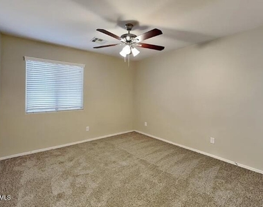 13383 W Watson Lane - Photo Thumbnail 6