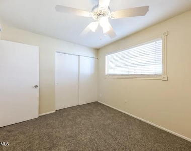 3132 W Surrey Avenue - Photo Thumbnail 6