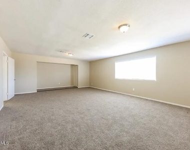 3132 W Surrey Avenue - Photo Thumbnail 1