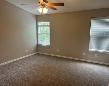 505 S Tennessee Street - Photo Thumbnail 10