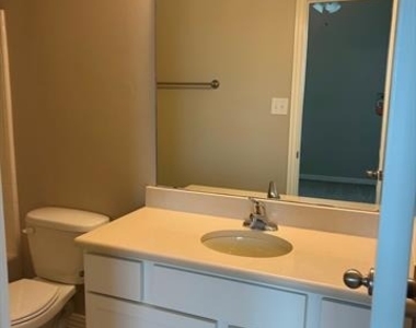505 S Tennessee Street - Photo Thumbnail 8