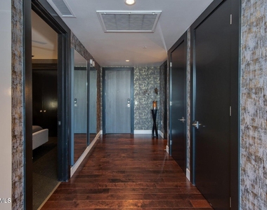 4422 N 75th Street - Photo Thumbnail 1