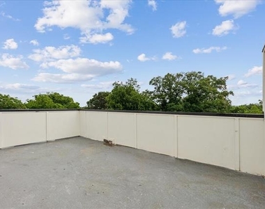 2327 Vagas Street - Photo Thumbnail 15