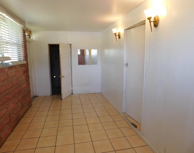 435 Nw 30th Avenue - Photo Thumbnail 20