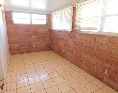 435 Nw 30th Avenue - Photo Thumbnail 19