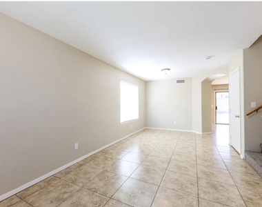 12937 W Holly Street - Photo Thumbnail 1