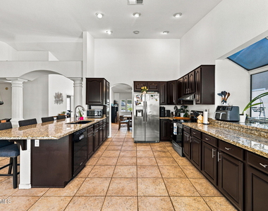 14641 S 25th Street - Photo Thumbnail 14