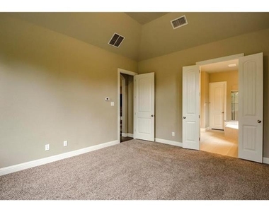 10671 Villanova Drive - Photo Thumbnail 19