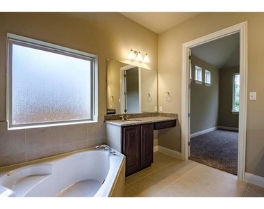 10671 Villanova Drive - Photo Thumbnail 22