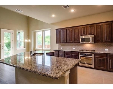 10671 Villanova Drive - Photo Thumbnail 6