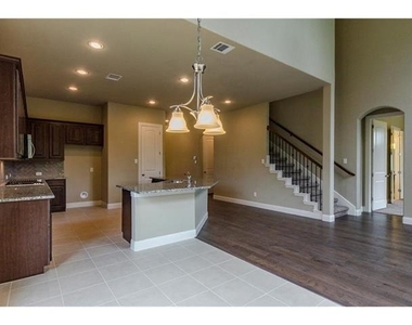 10671 Villanova Drive - Photo Thumbnail 12
