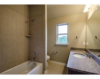 10671 Villanova Drive - Photo Thumbnail 30