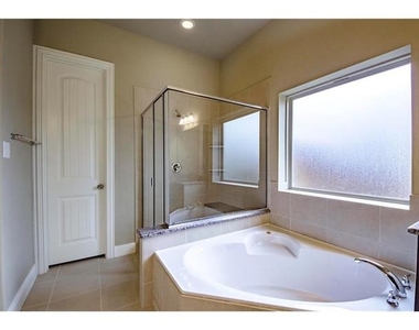 10671 Villanova Drive - Photo Thumbnail 23