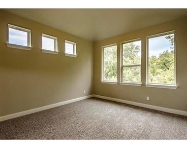 10671 Villanova Drive - Photo Thumbnail 17