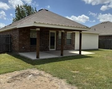 203 Commonwealth Circle - Photo Thumbnail 10