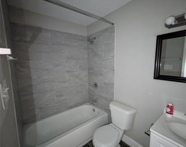 1116 Cindy Street - Photo Thumbnail 17