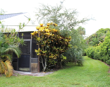 7705 Forest Green Lane - Photo Thumbnail 5