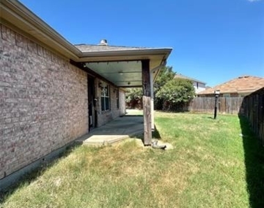 4905 Spur Ridge Court - Photo Thumbnail 19