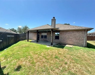 4905 Spur Ridge Court - Photo Thumbnail 17