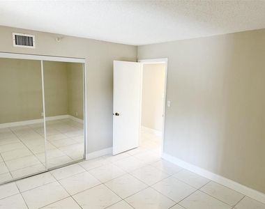 2788 Tennis Club Drive - Photo Thumbnail 20