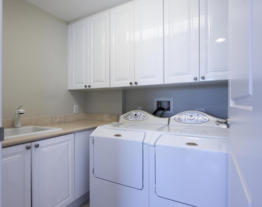2700 N Ocean Drive - Photo Thumbnail 18