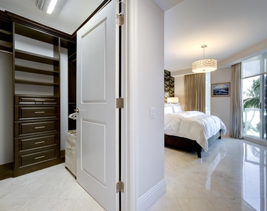 2700 N Ocean Drive - Photo Thumbnail 12