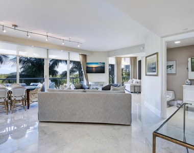 2700 N Ocean Drive - Photo Thumbnail 2