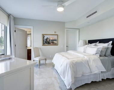 2700 N Ocean Drive - Photo Thumbnail 14